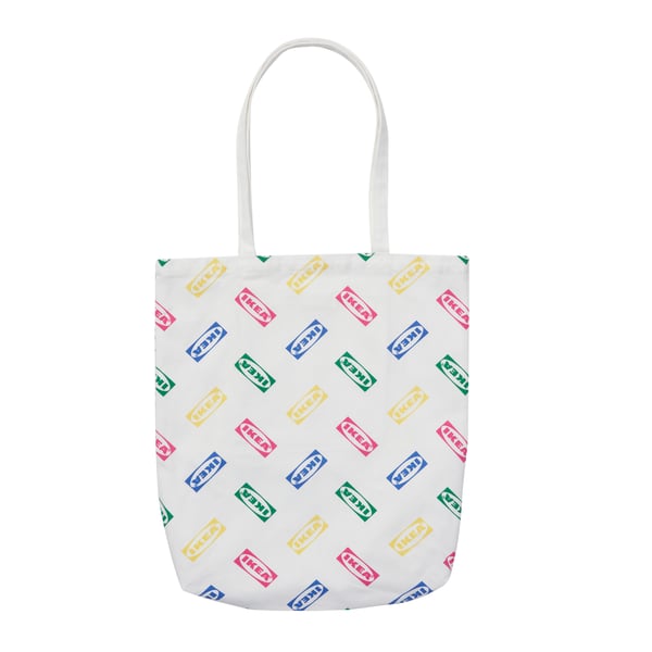 A white AURTIENDE bag in the NA