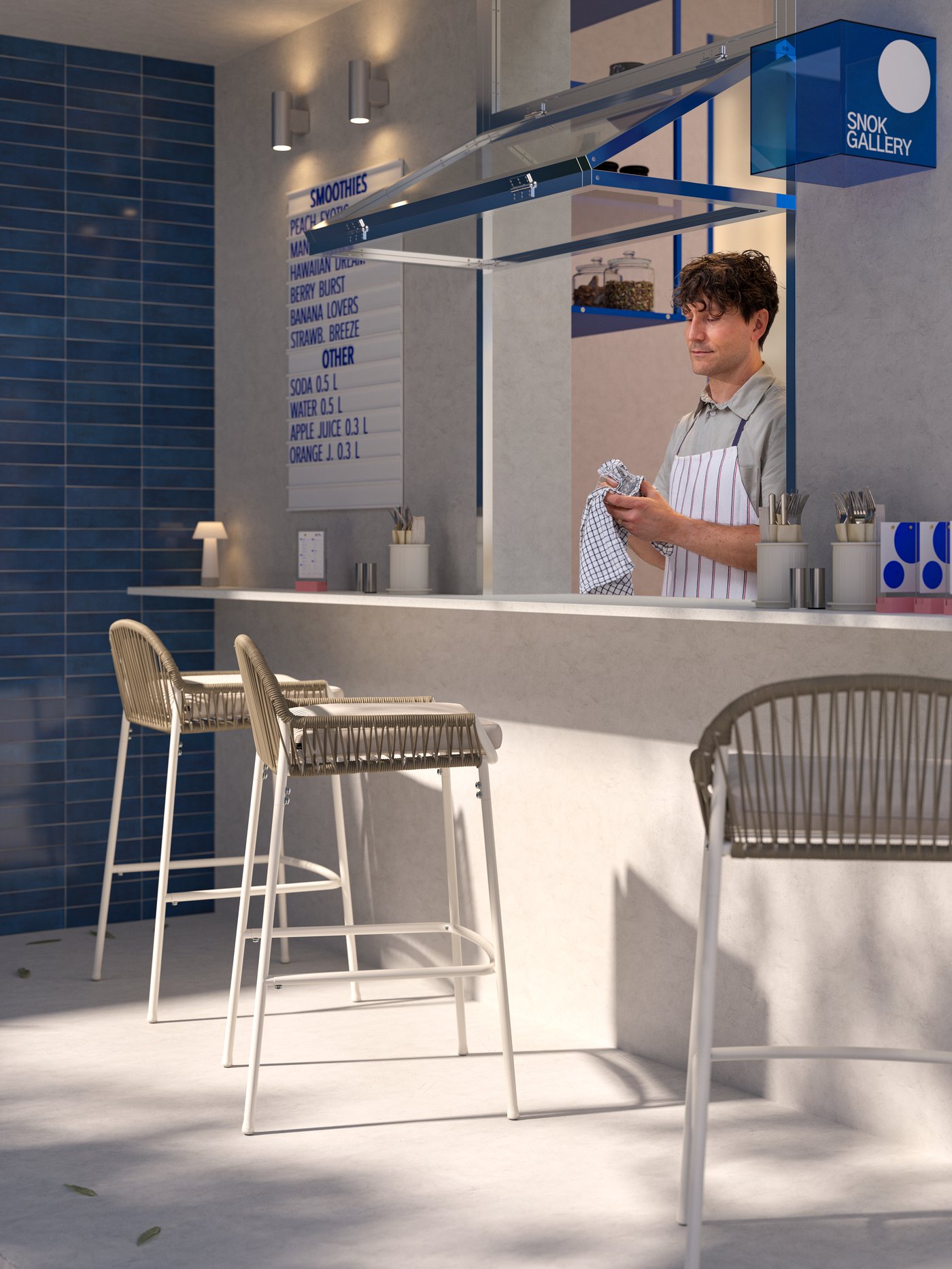 Un barista in un bar all'aperto con un'illuminazione d'atmosfera, un menu appeso alla parete e tre sgabelli bar da esterno SEGERÖN in bianco/beige.