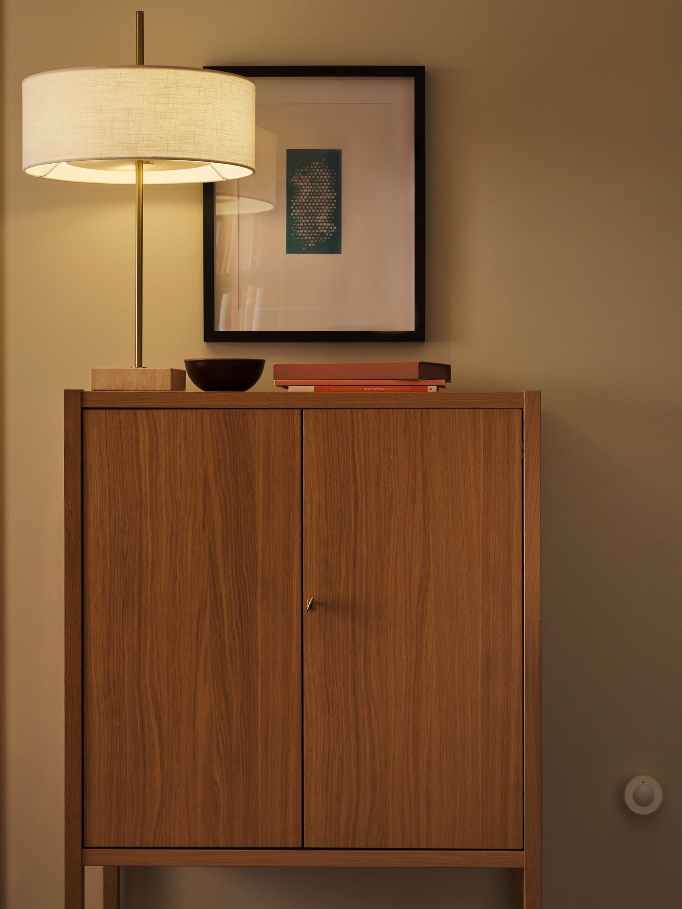 A smart MYGGSPRAY wireless motion sensor in the NA