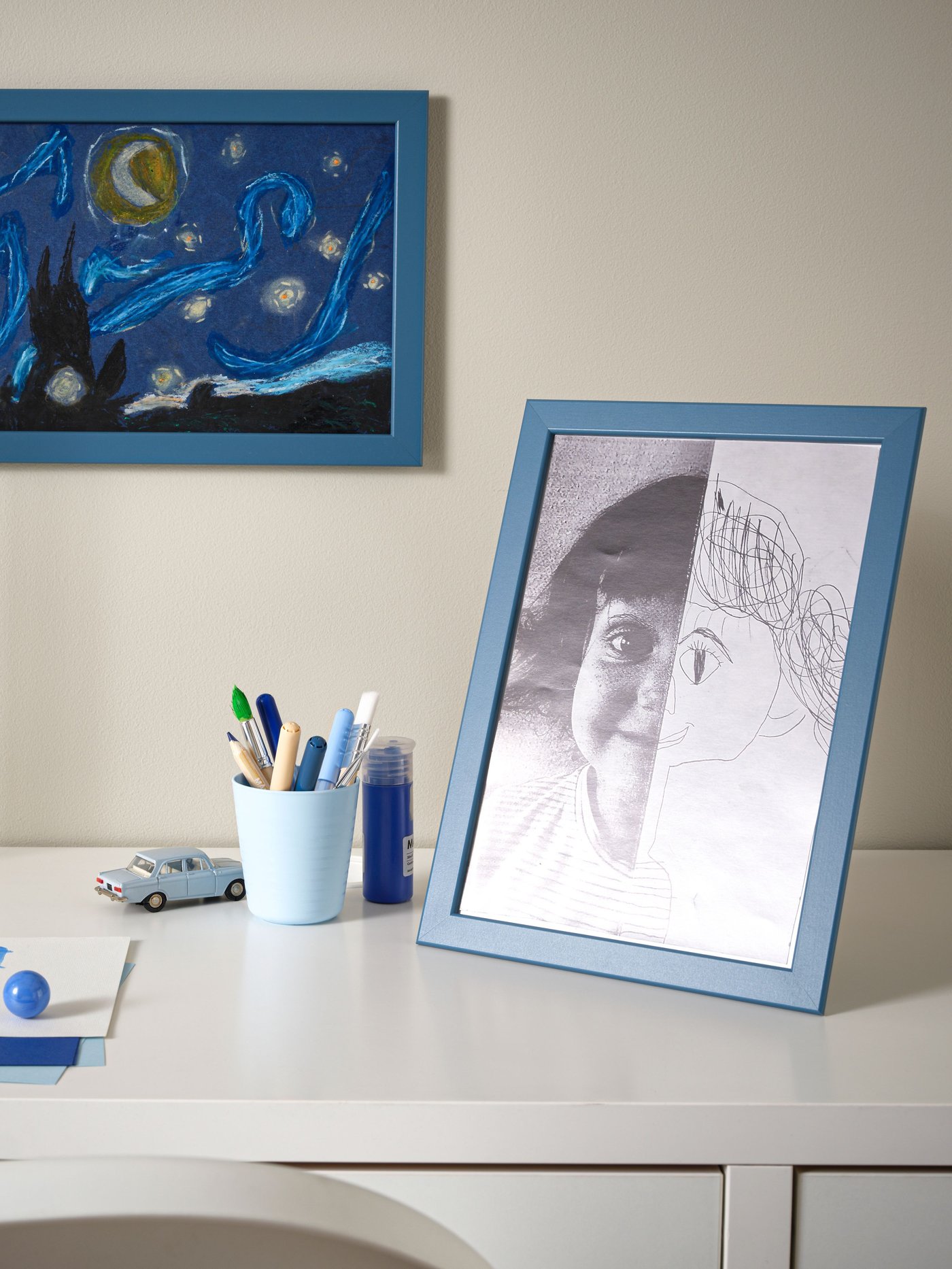 A dark grey-blue FISKBO frame