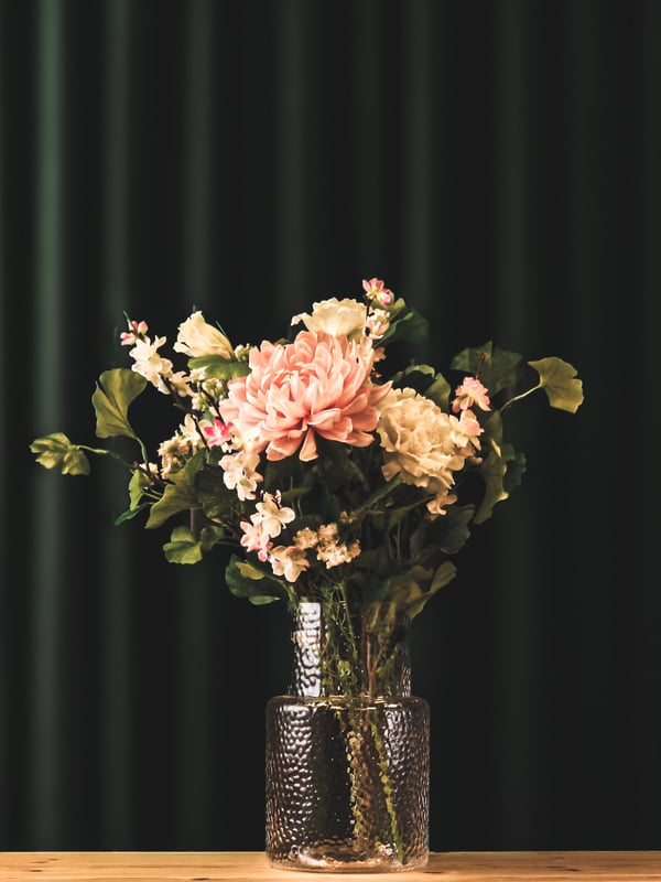 A Dahlia/light pink SMYCKA artificial flower
