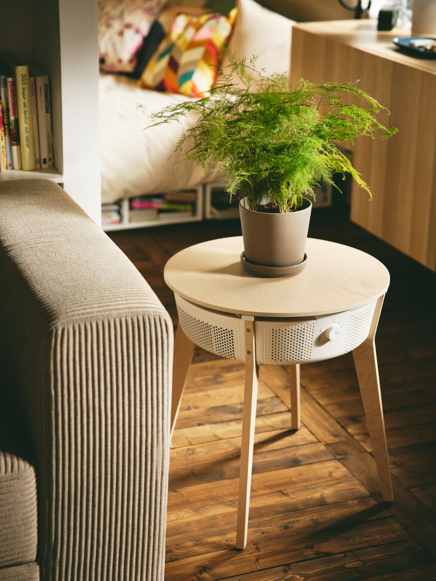An in/outdoor grey-brown KLARBÄR plant pot with saucer