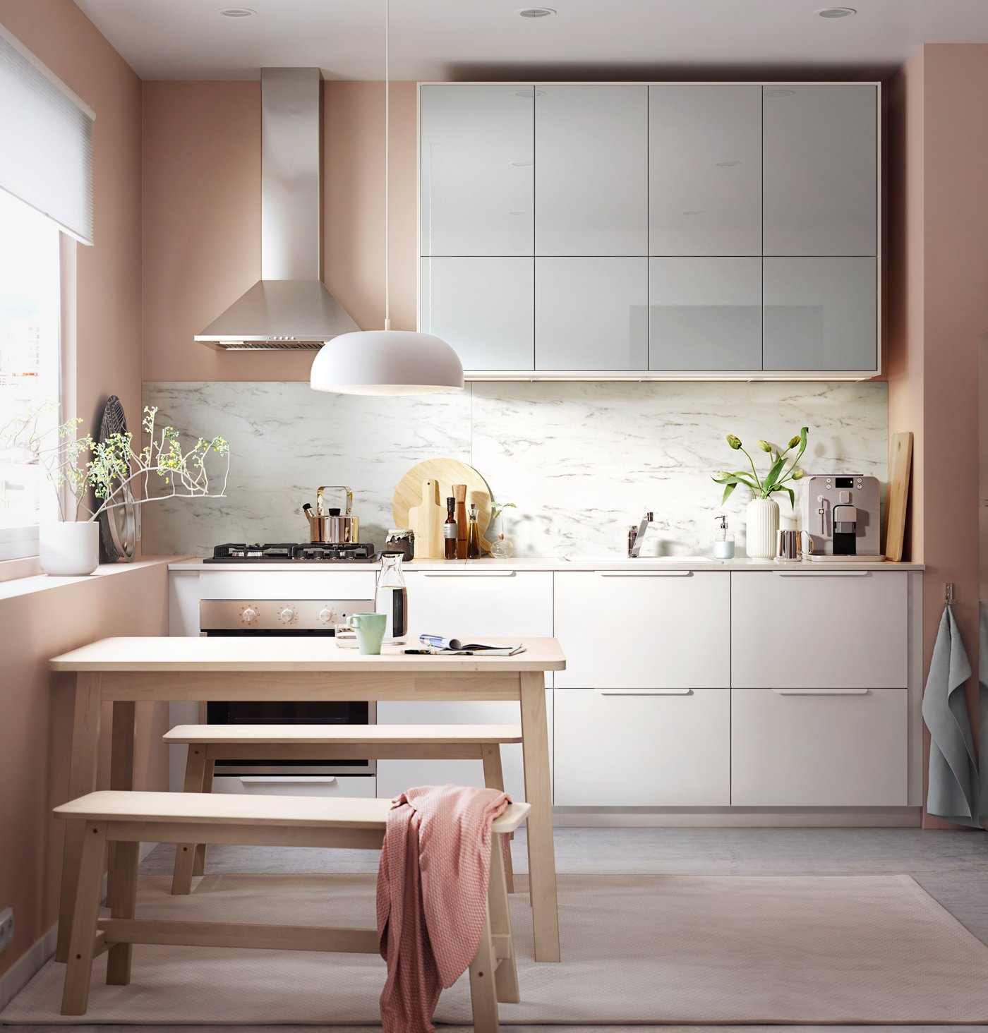 Ash pink kitchen fitted with METOD kitchen with VEDDINGE white fronts.