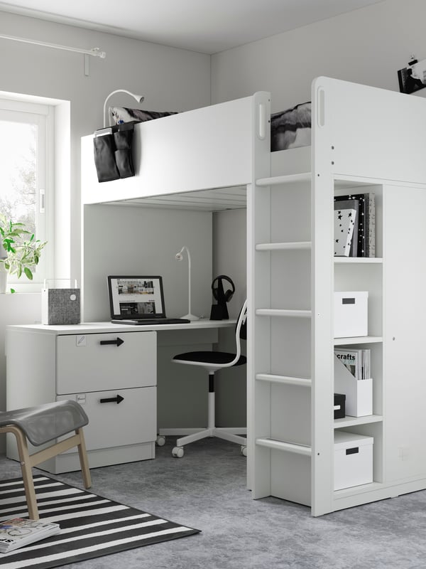 A white green/with desk with 3 drawers SMÅSTAD loft bed