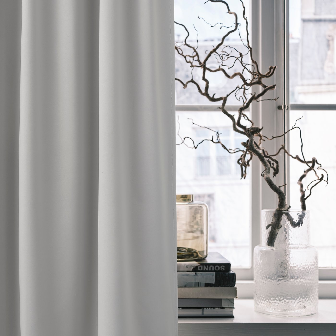 A light grey/with heading tape MAJGULL room darkening curtains, 1 pair