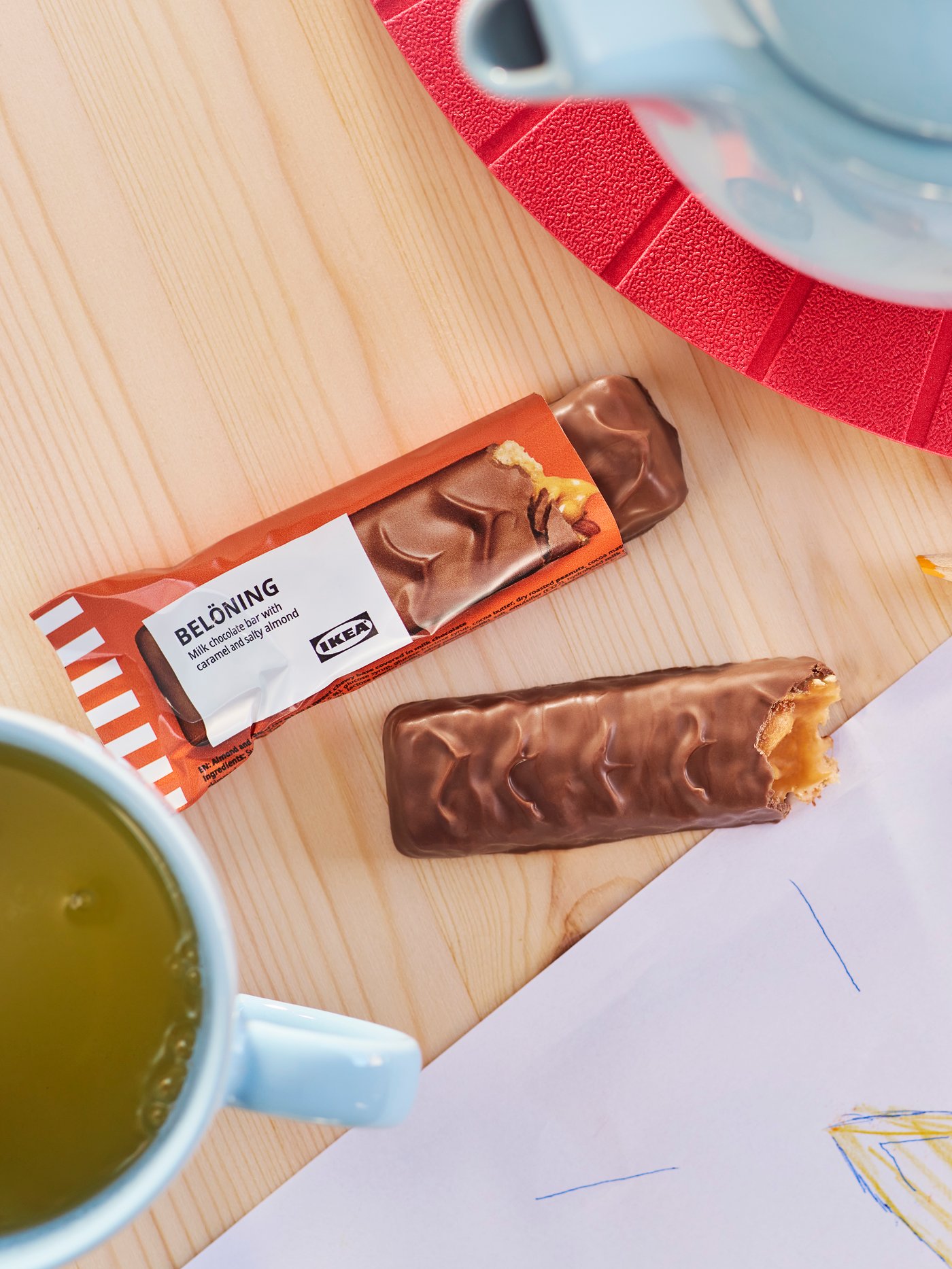 A w caramel and salty almond filling UTZ certified BELÖNING milk chocolate bar
