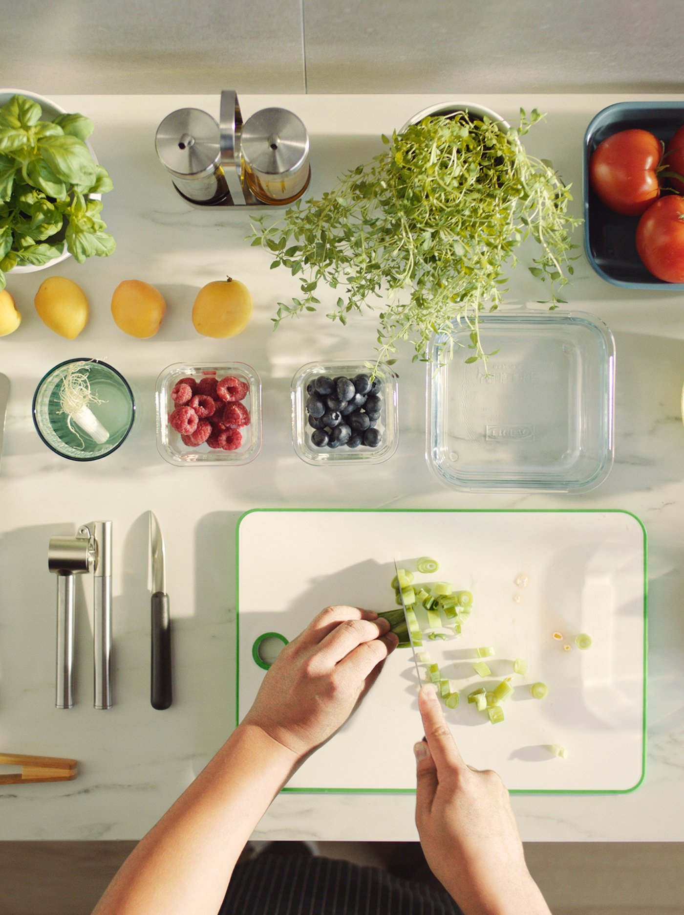 Cookware & tableware