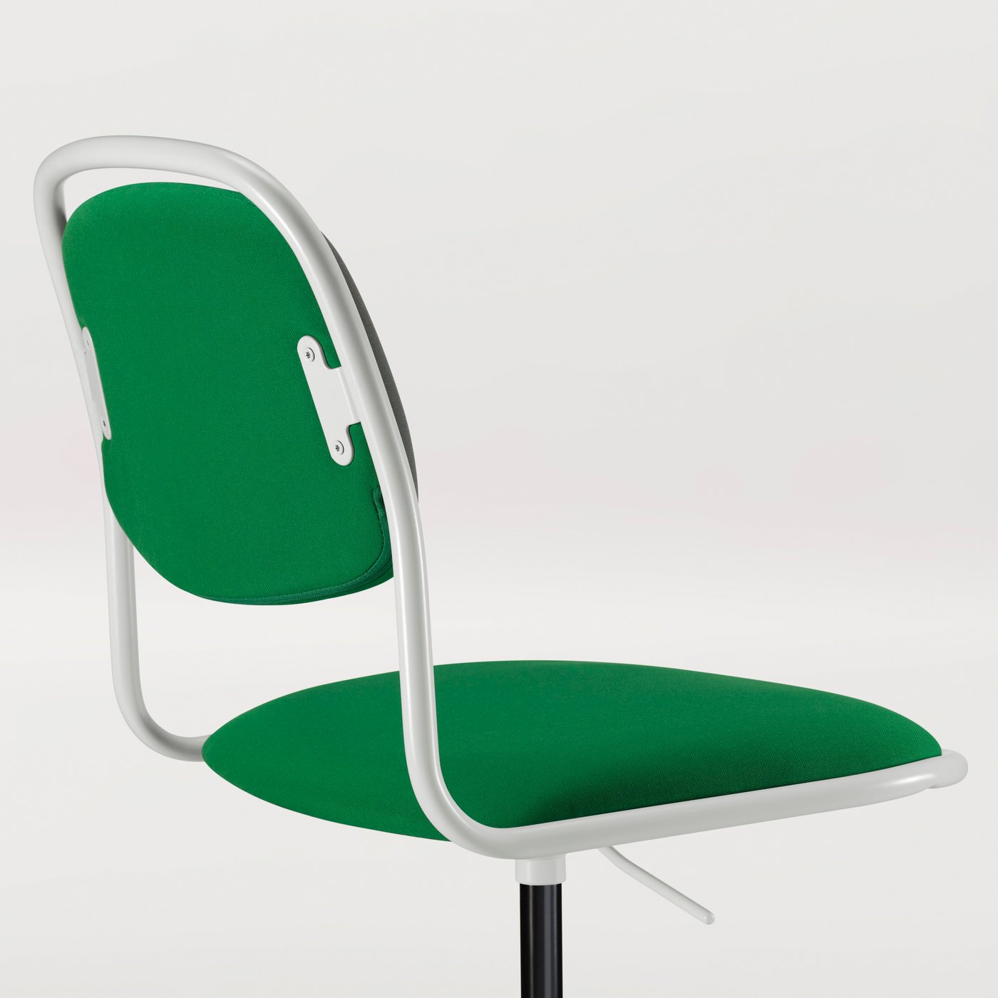 A white/Vissle green ÖRFJÄLL swivel chair