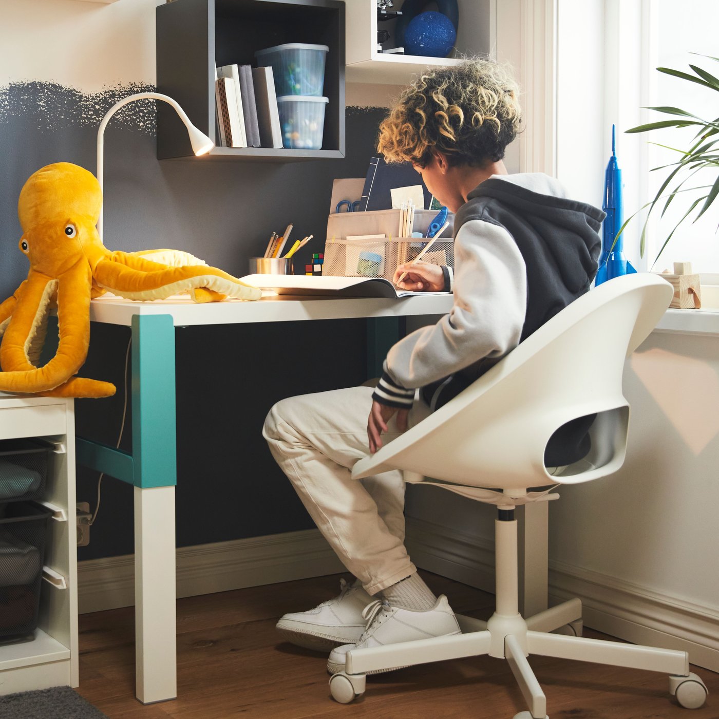 Un organiseur de bureau ÖVNING