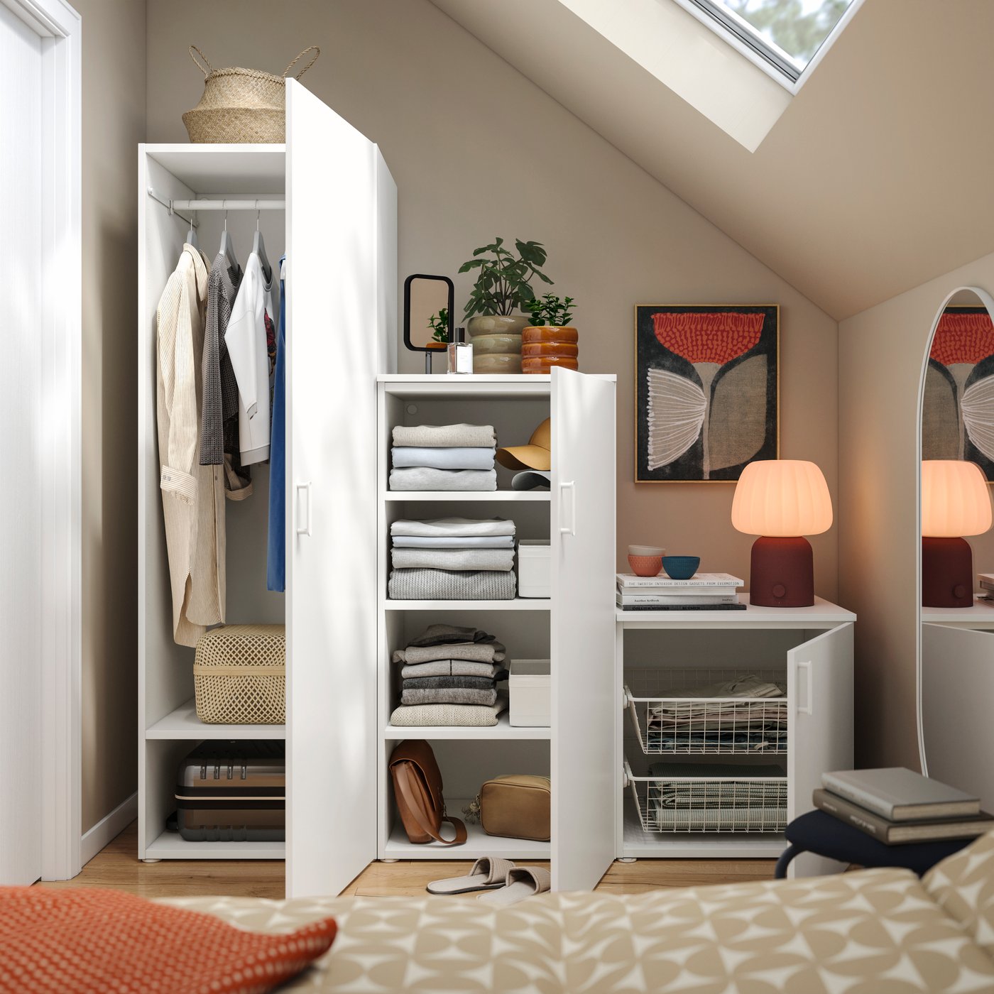 A white/Fonnes white PLATSA wardrobe with 3 doors in the bedroom