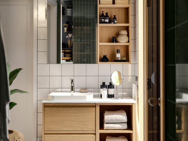 v podjetju IKEA je mogoč izris notranje opreme za rešitve za kopalniško pohištvo.
