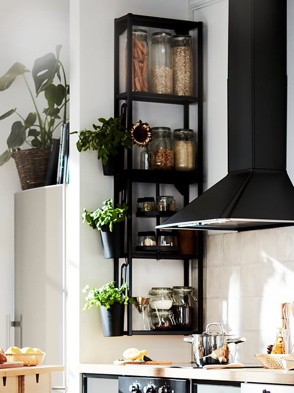 An anthracite ENHET swivel shelf in the kitchen