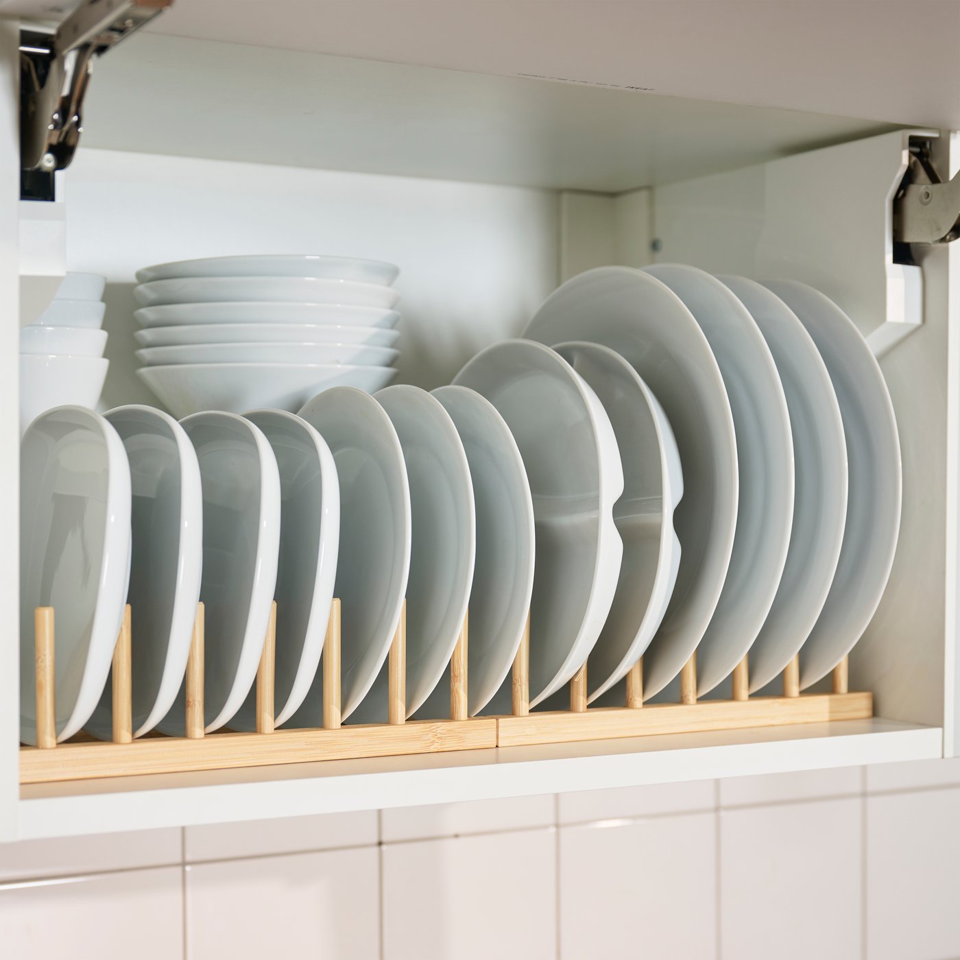 A bamboo OSTBIT plate holder