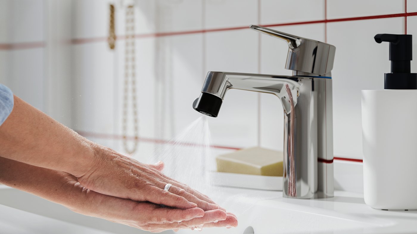 An ÅBÄCKEN mist nozzle for mixer tap in the bathroom