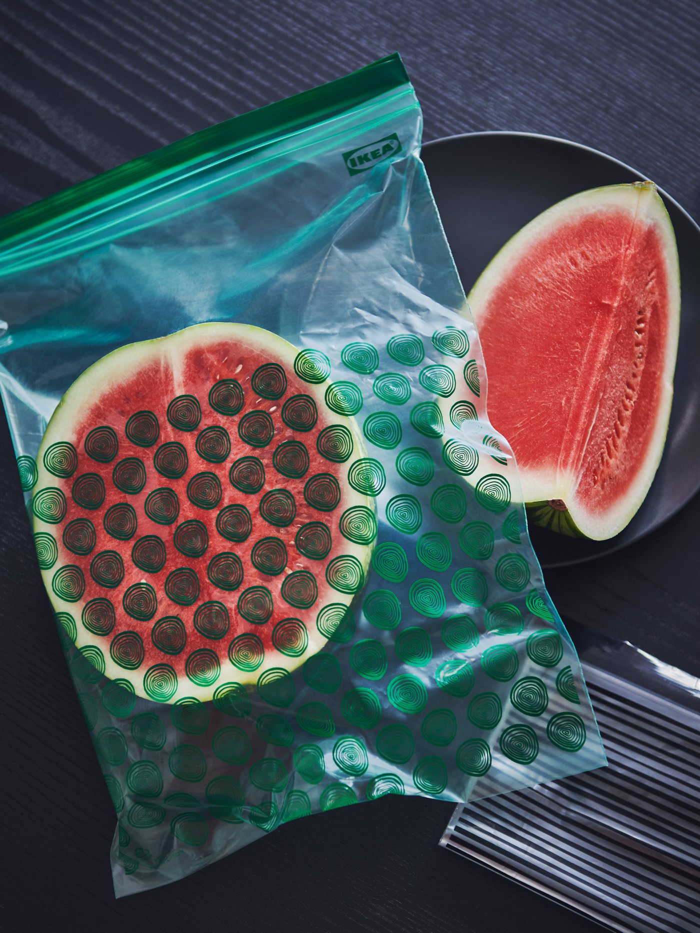 A patterned/green ISTAD resealable bag
