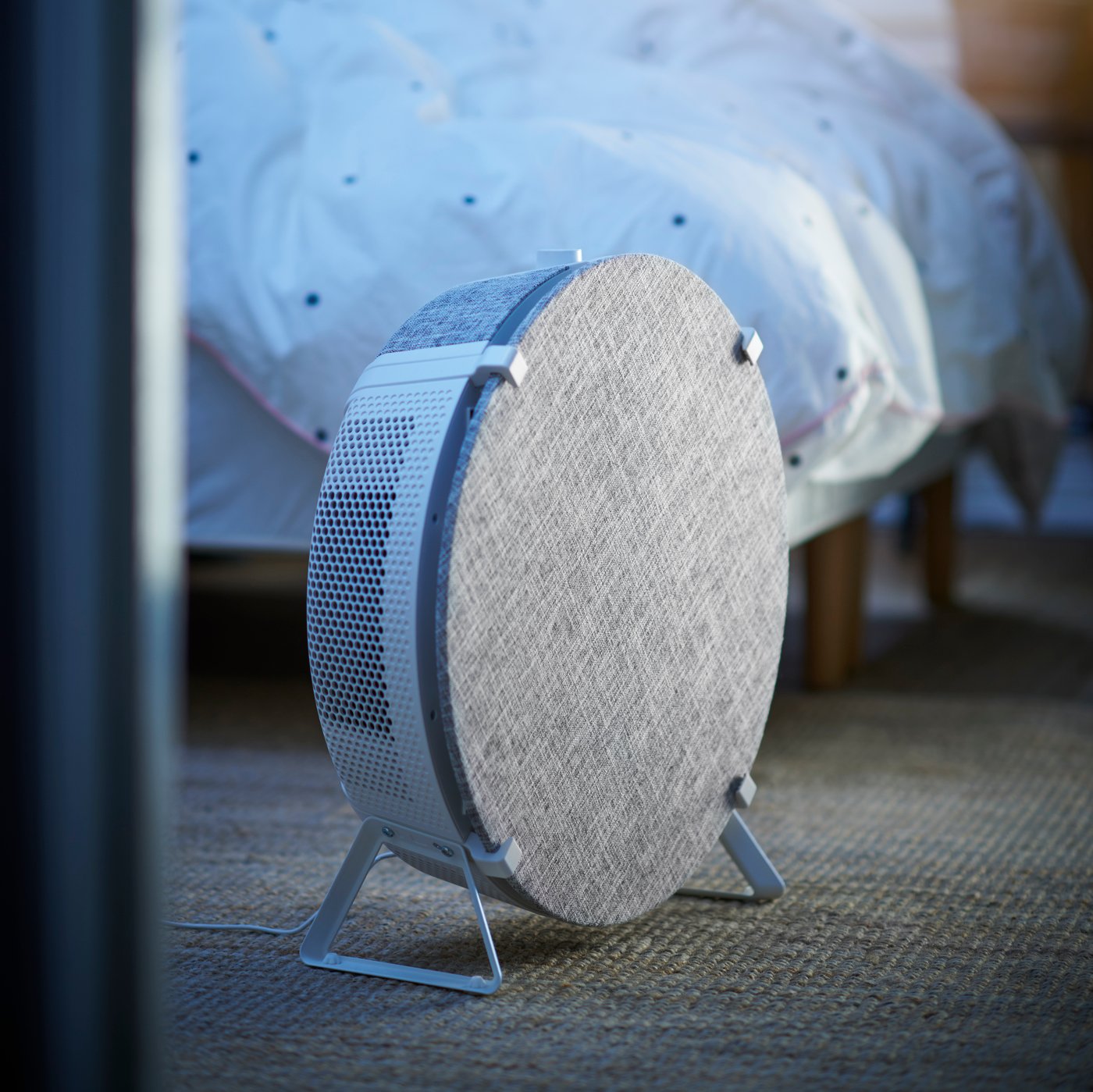 A white/smart STARKVIND air purifier