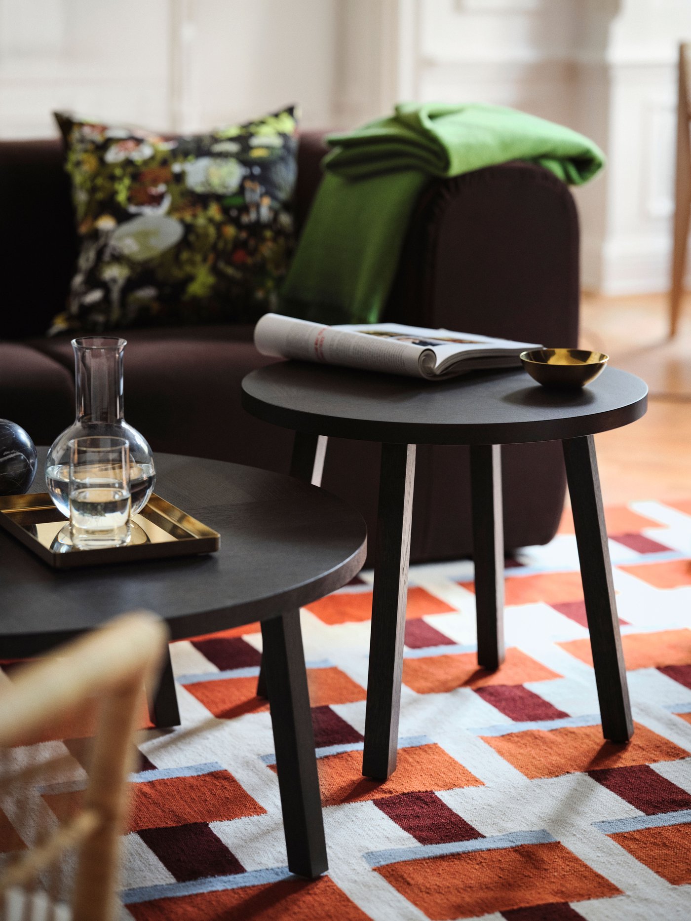 Et STOCKHOLM 2025 glas i stuen