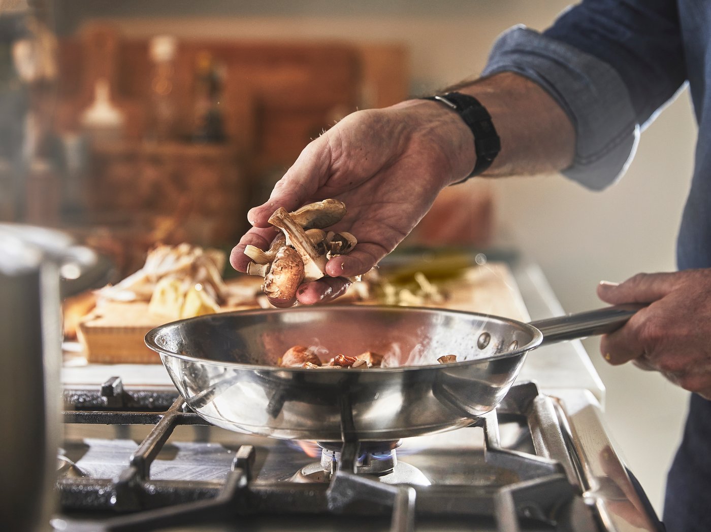 A stainless steel IKEA 365+ frying pan