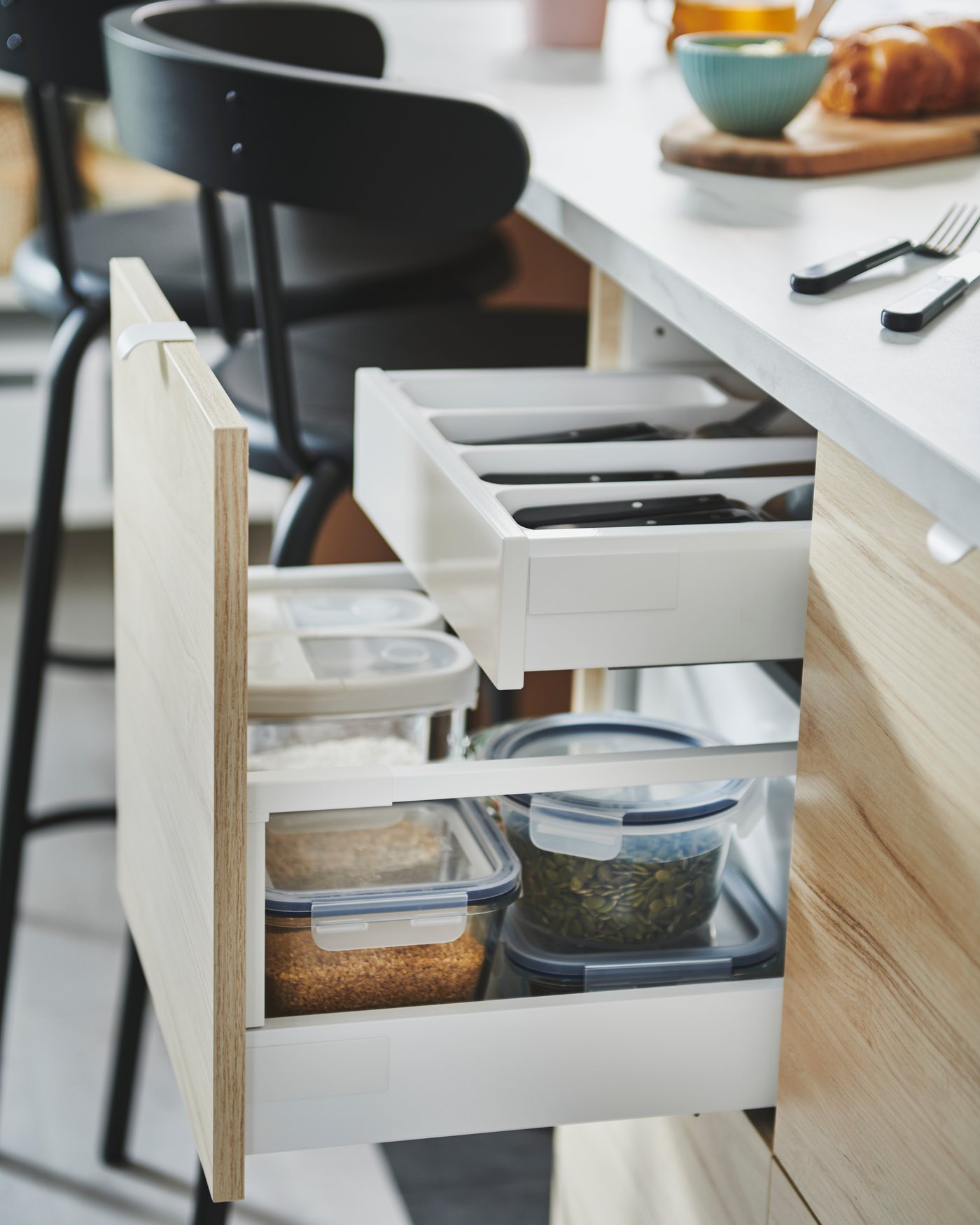 A square glass/plastic IKEA 365+ food container with lid