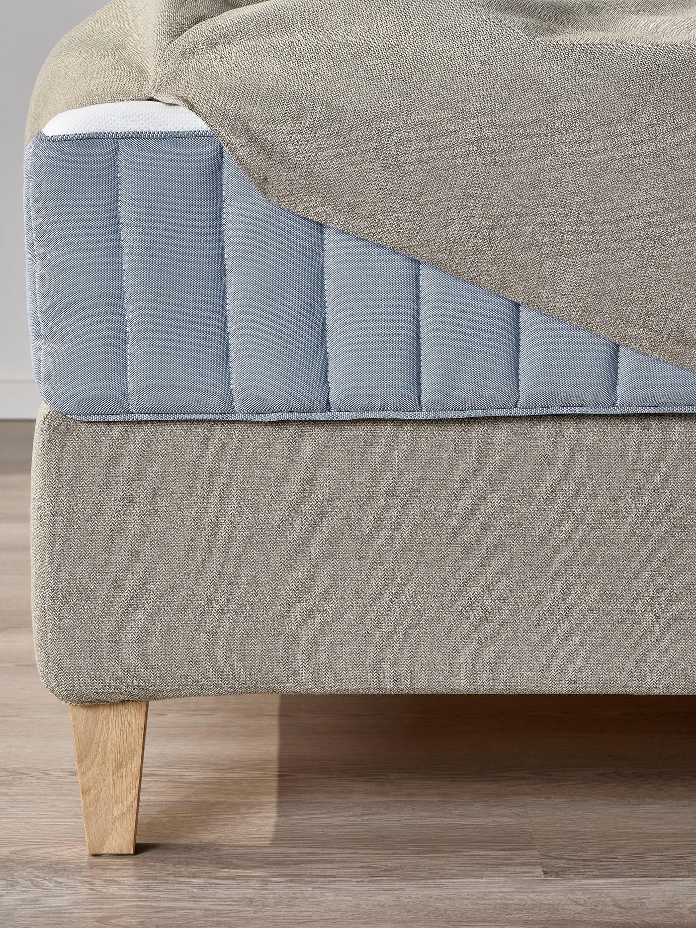 A Valevåg medium firm/Tuddal Tibbleby beige LILLFJÄLLET divan bed