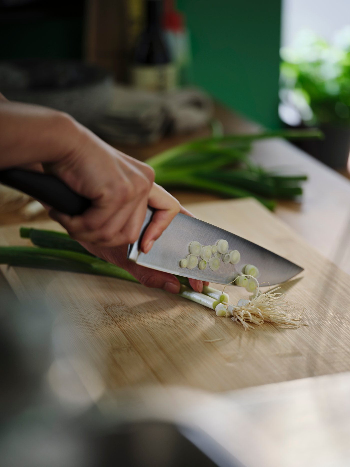 A black VÖRDA cook's knife