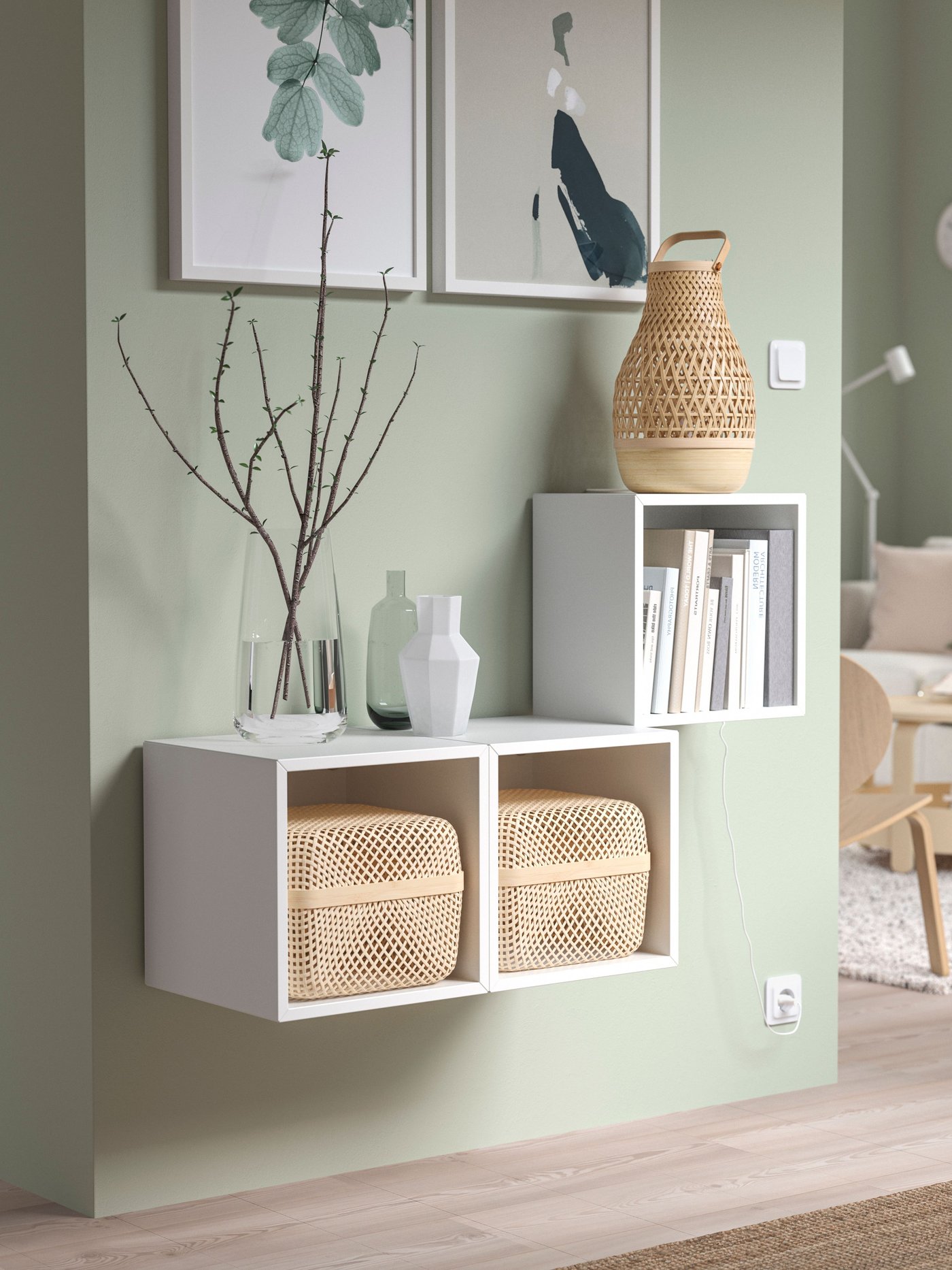 A natural SMARRA box with lid in the living room
