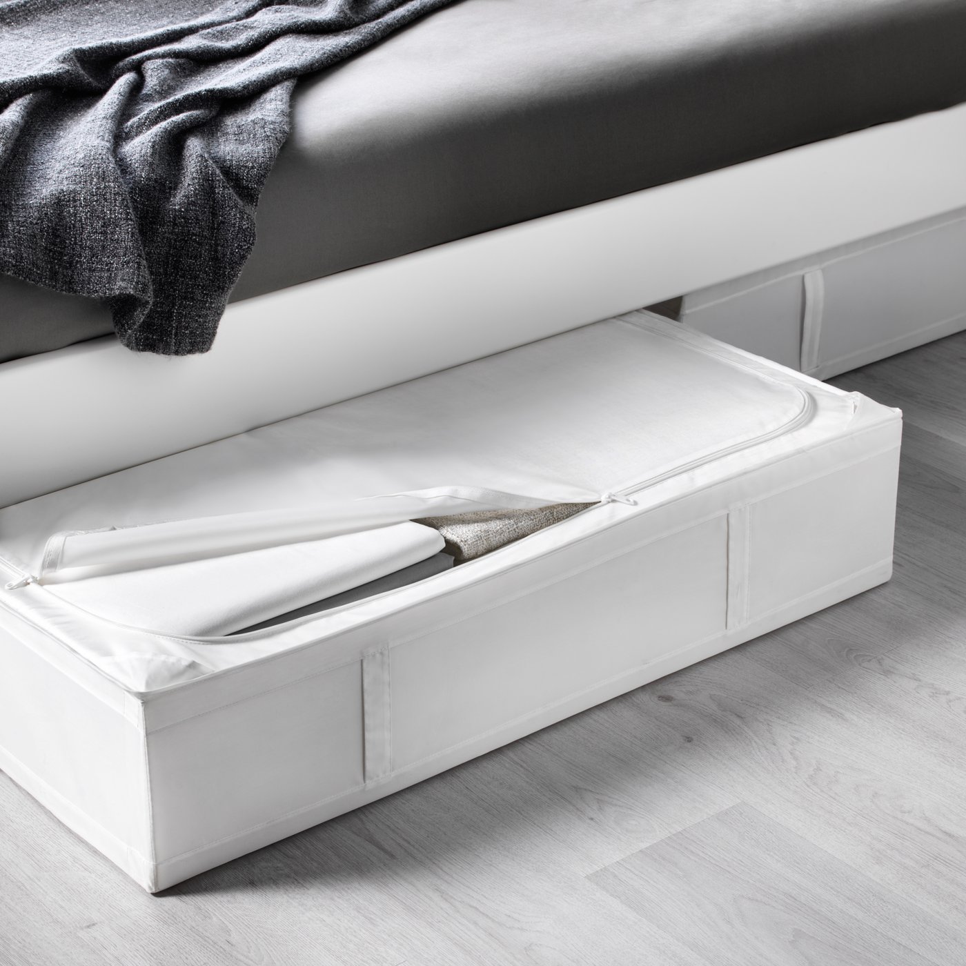 A white SKUBB storage case