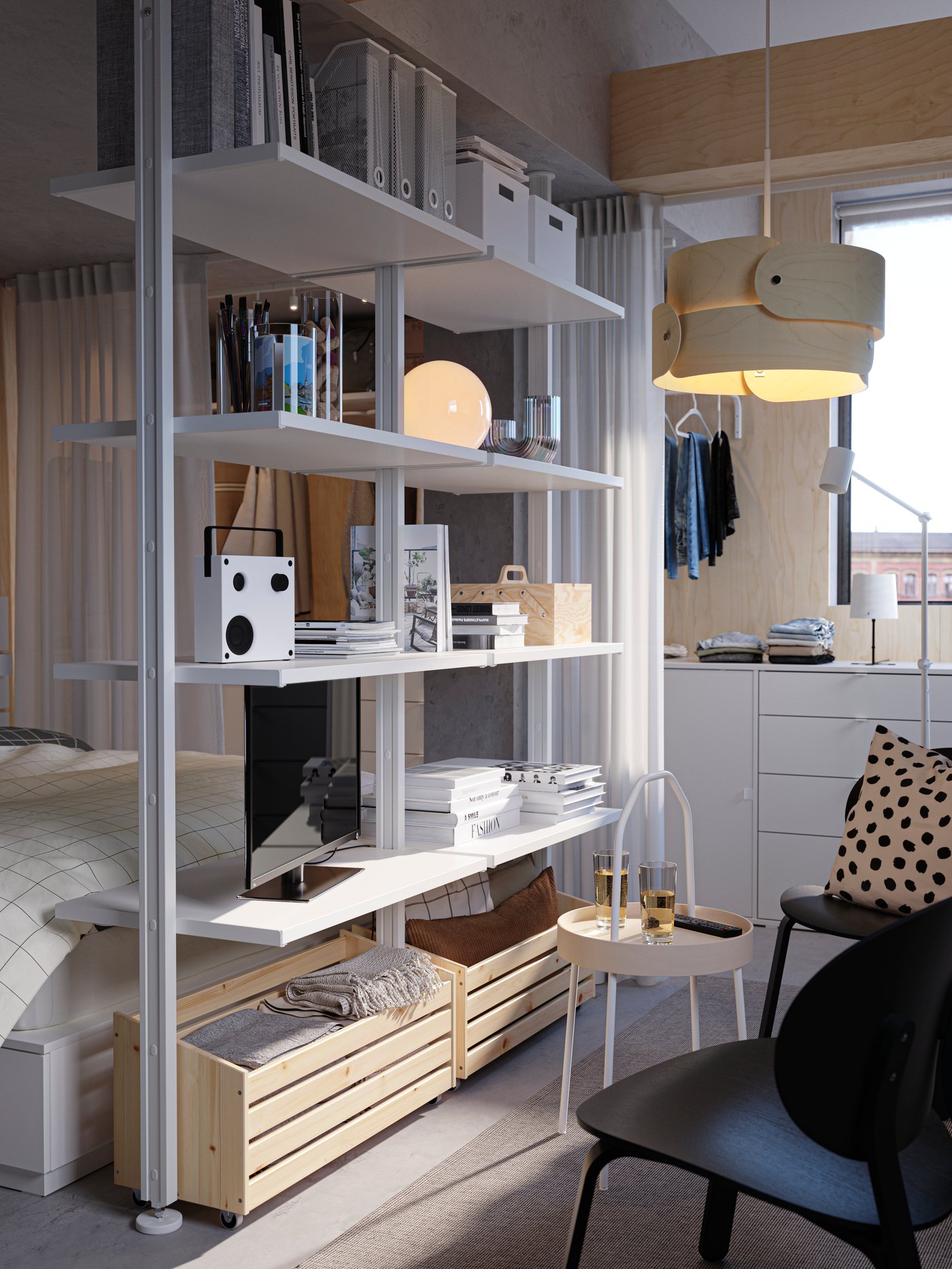 A white FADO table lamp
