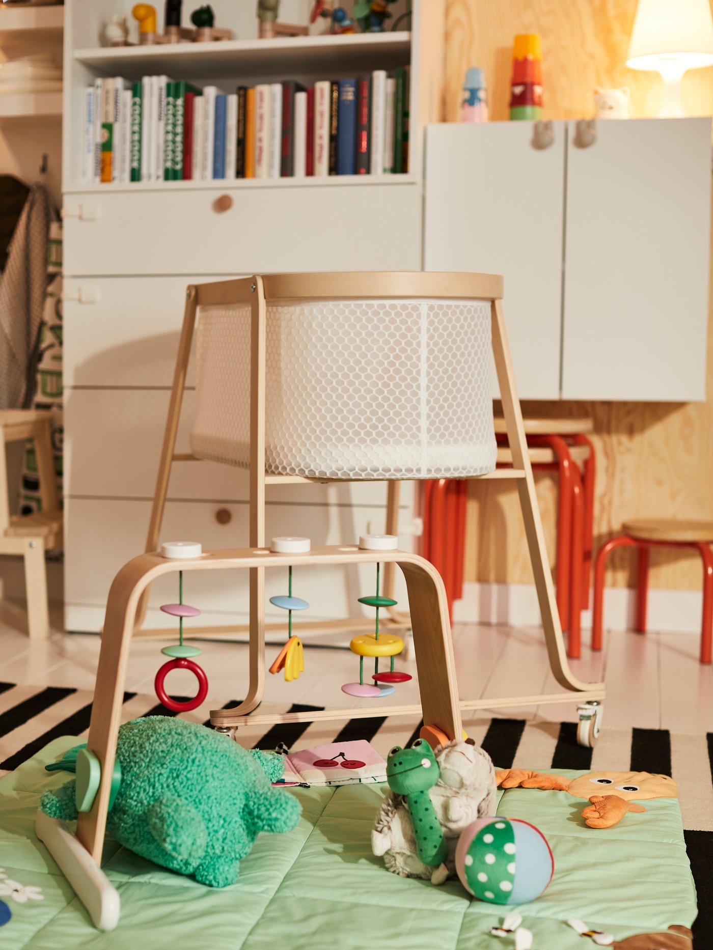 A Scandinavian nature/multicolour SANDBI play mat