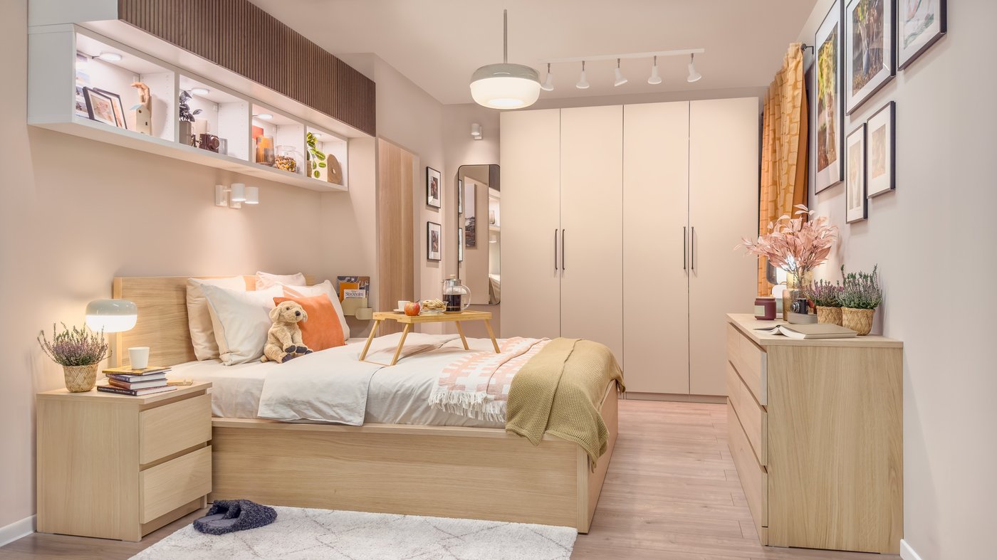 A modern bedroom with a timeless design for less than ₱55,000 is within your reach. MALM creates a coordinated space that blends modern simplicity and lasting appeal.