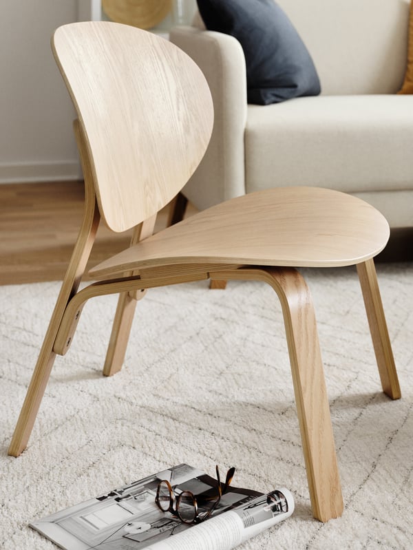 FRÖSET chair on a MARSTRUP rug.
