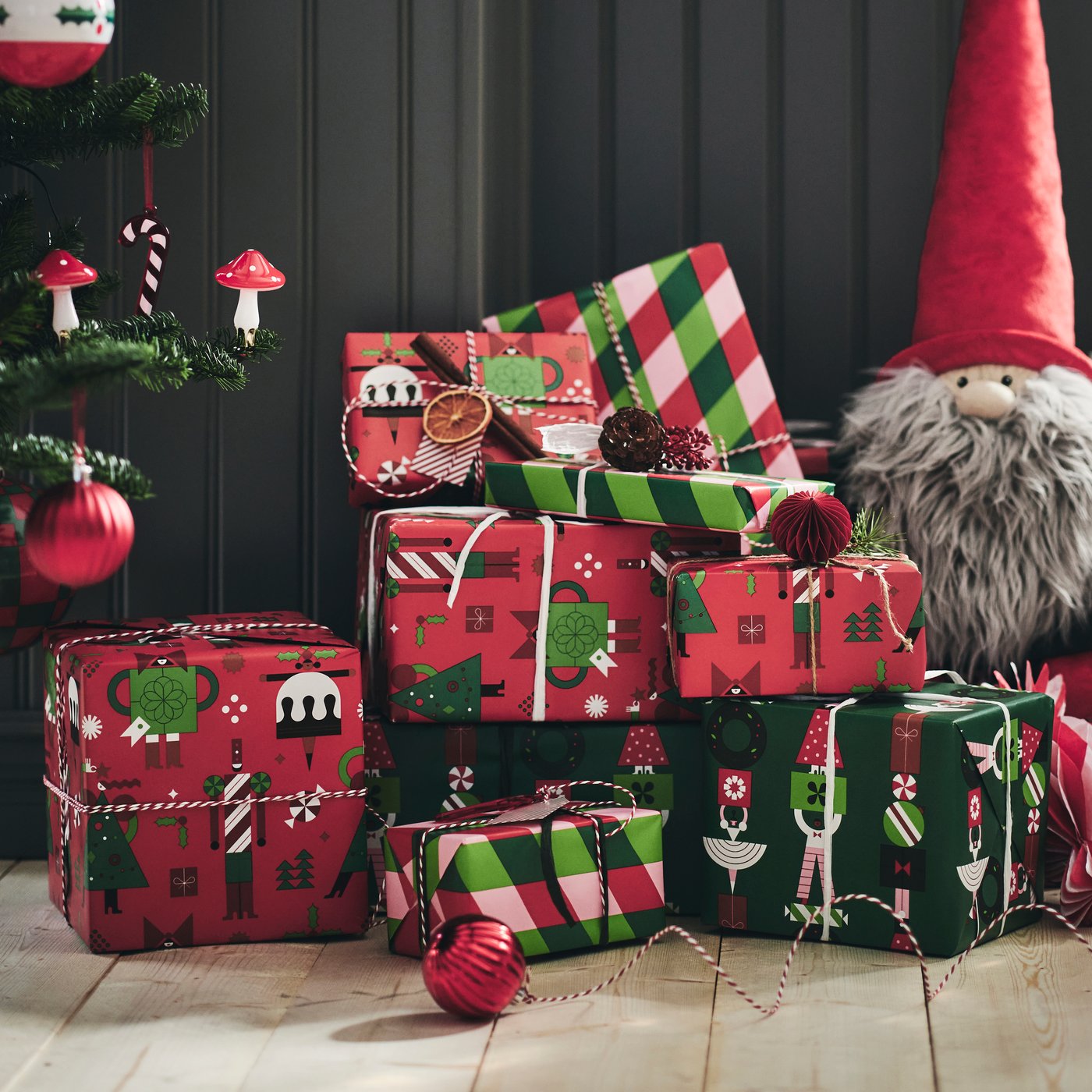 VINTERFINT gift wrappers for Christmas gifts