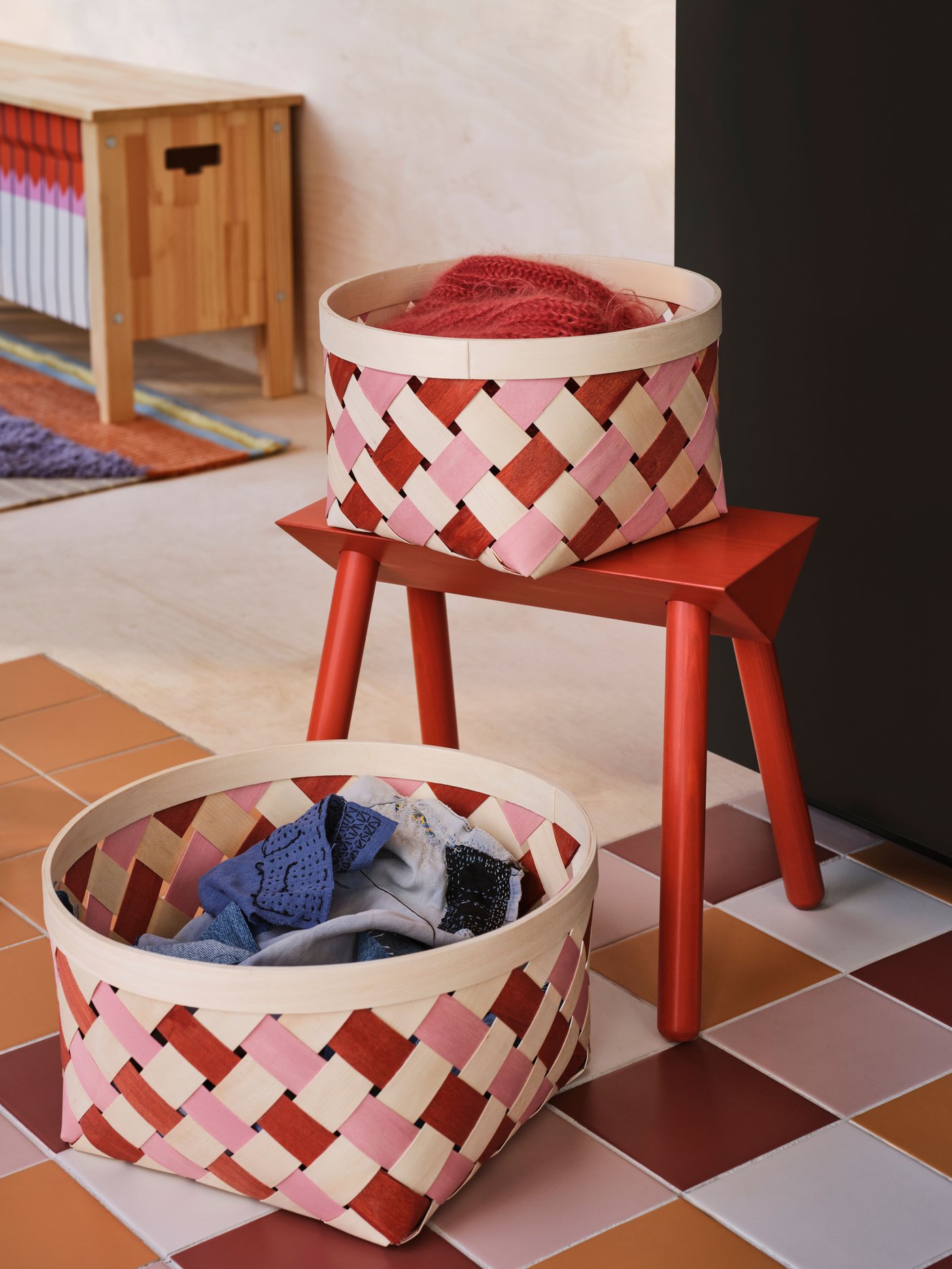 A multicolour OMMJÄNGE rug, flatwoven