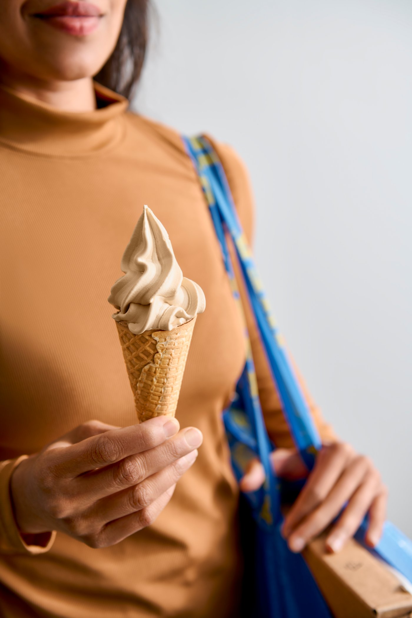 Softeis mit dem Geschmack schwedischer Zimtschnecken