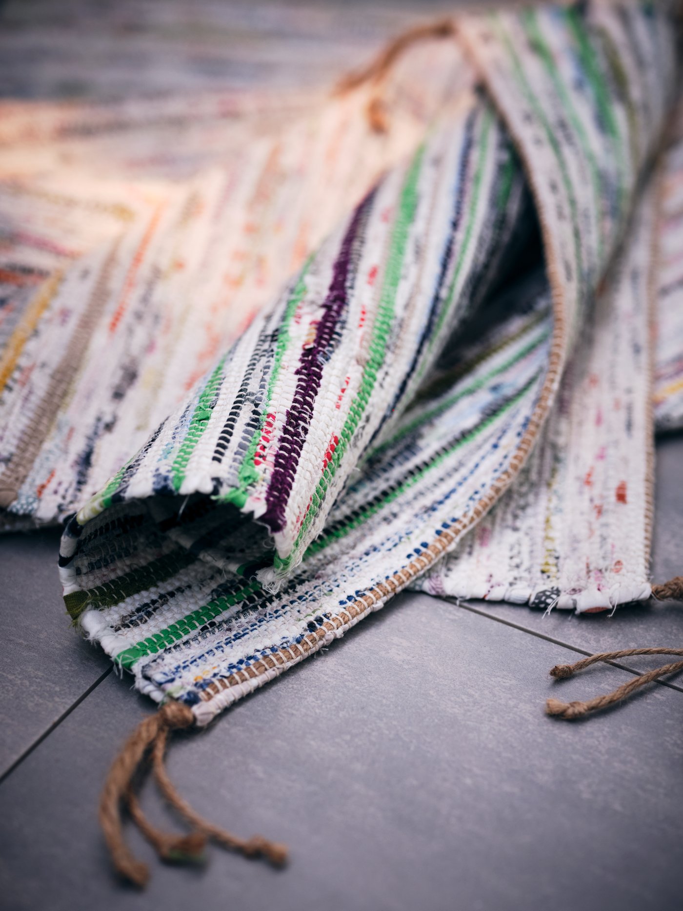 An assorted colours TÅNUM rug, flatwoven in the living room
