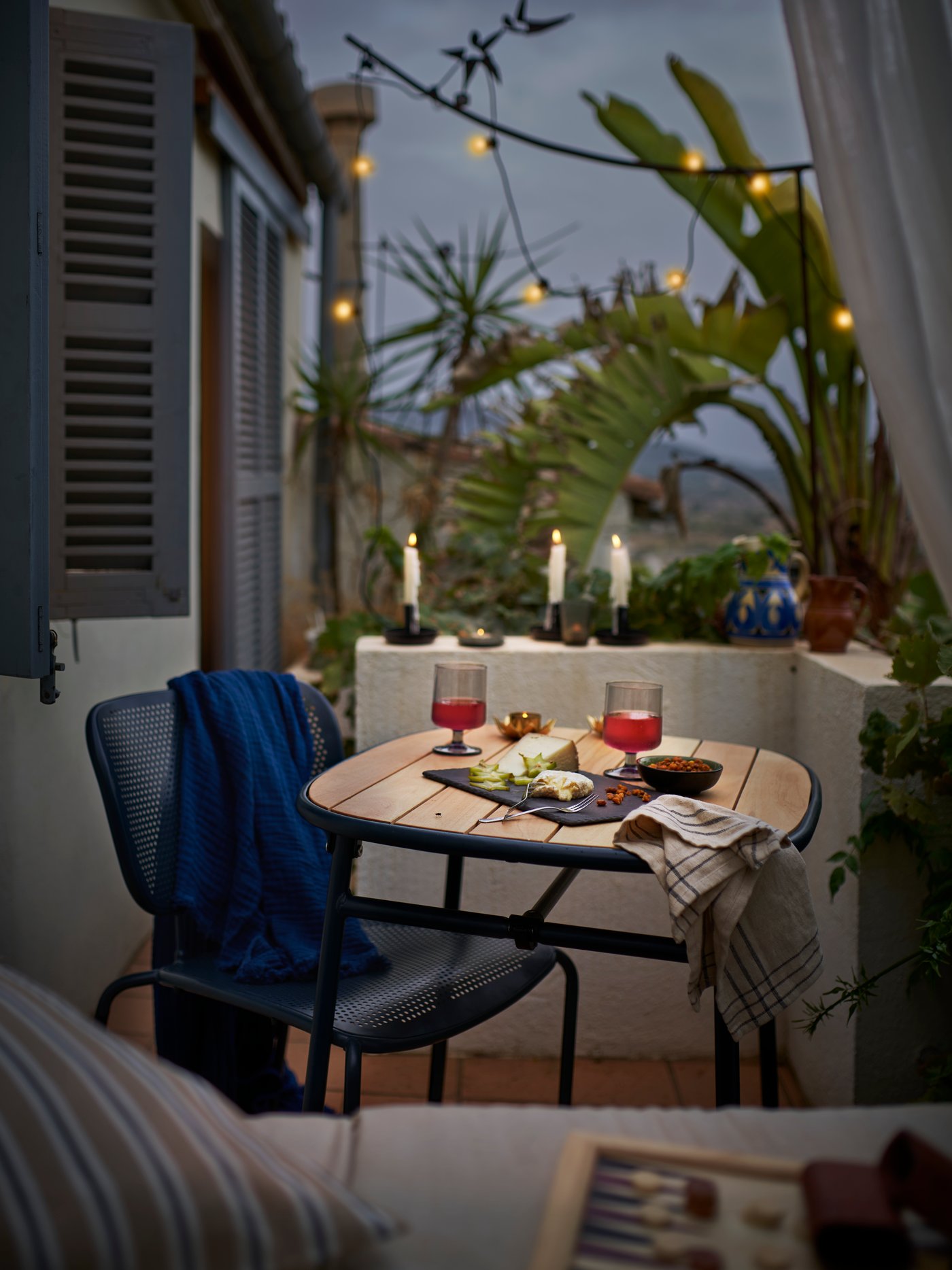 Garden & balcony