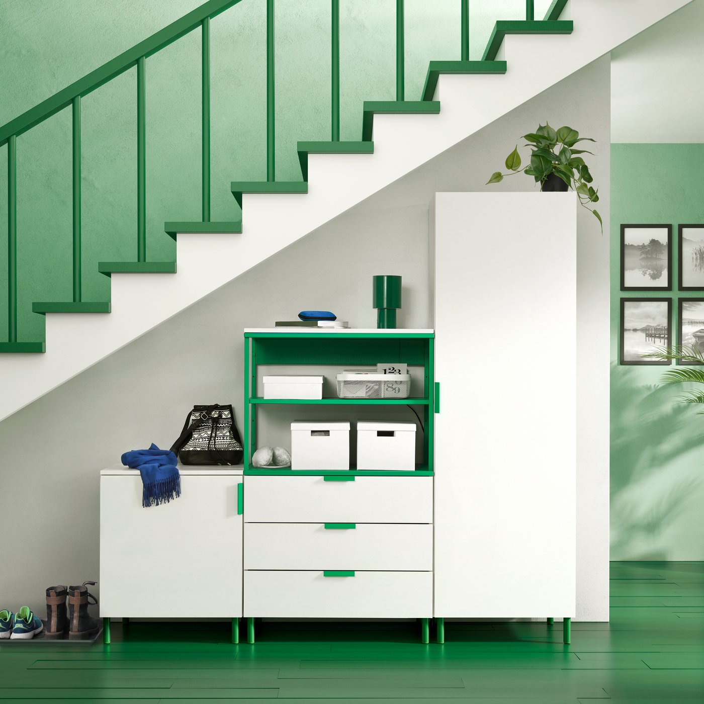A white Fonnes/green PLATSA wardrobe with 2 doors+3 drawers