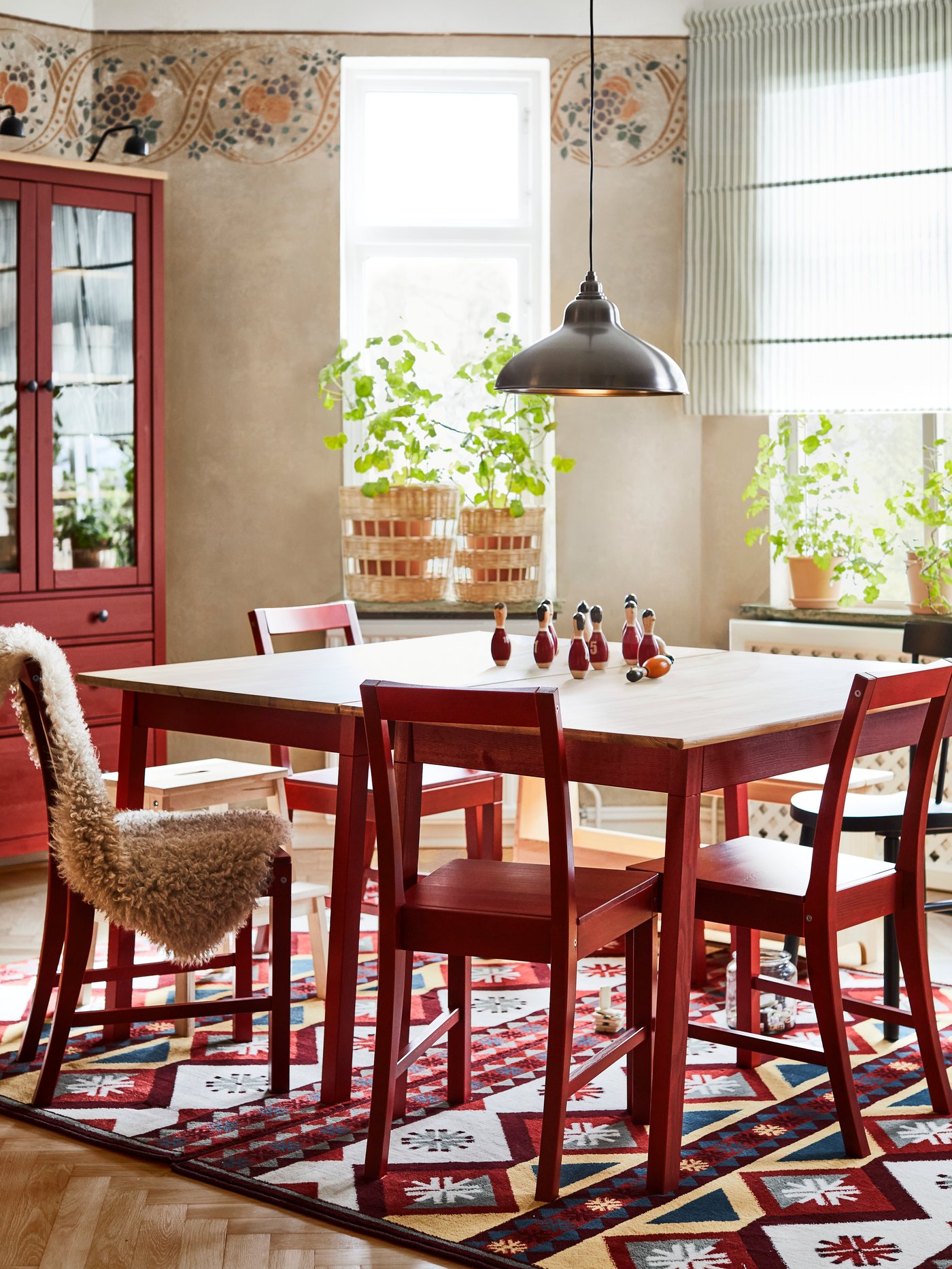 A multicolour CYKELVÄG rug, low pile