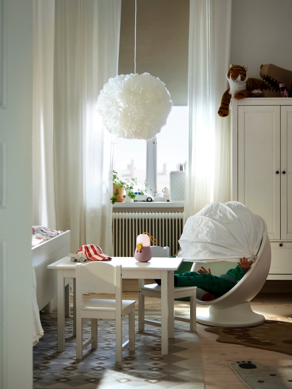 An UPPÅTVIND air purifier