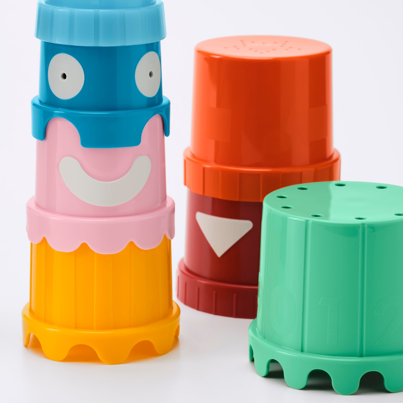 A multicolour UPPSTÅ building beakers