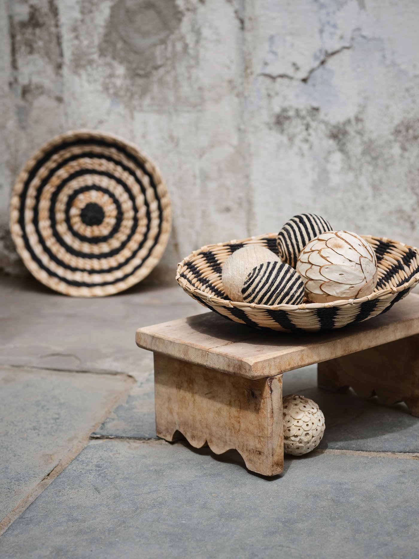A banana fibre handmade MÄVINN wall decoration