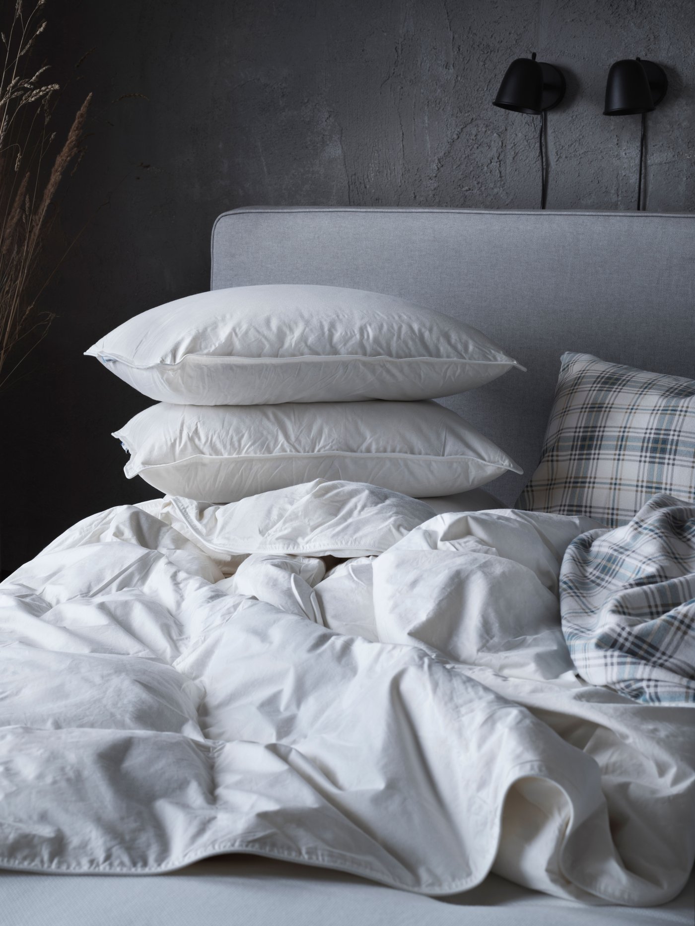 A FJÄLLBRÄCKA duvet, extra warm in the bedroom.