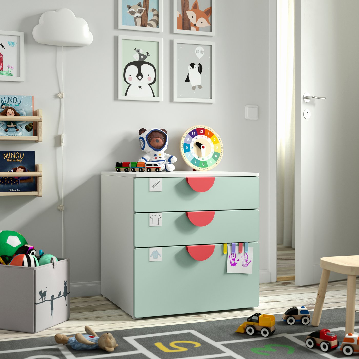 A white/light green PLATSA chest of 3 drawers