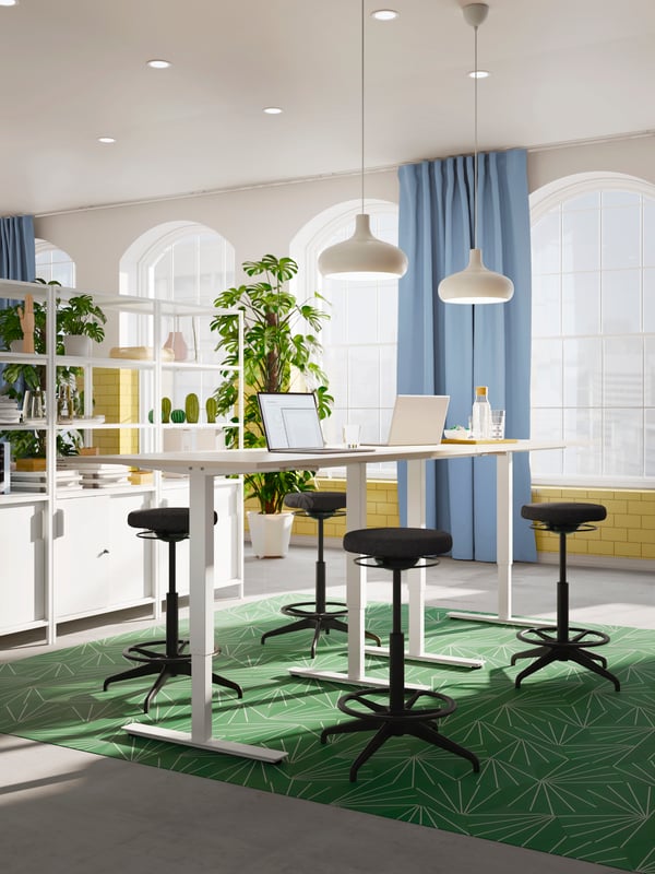An off-white RANARP pendant lamp