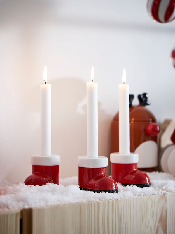 A Santa boot red/white VINTERFINT candlestick