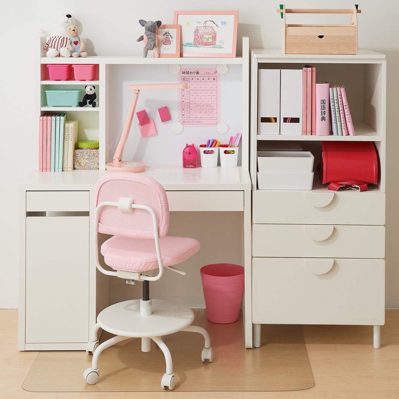 A KOLON floor protector in the home office