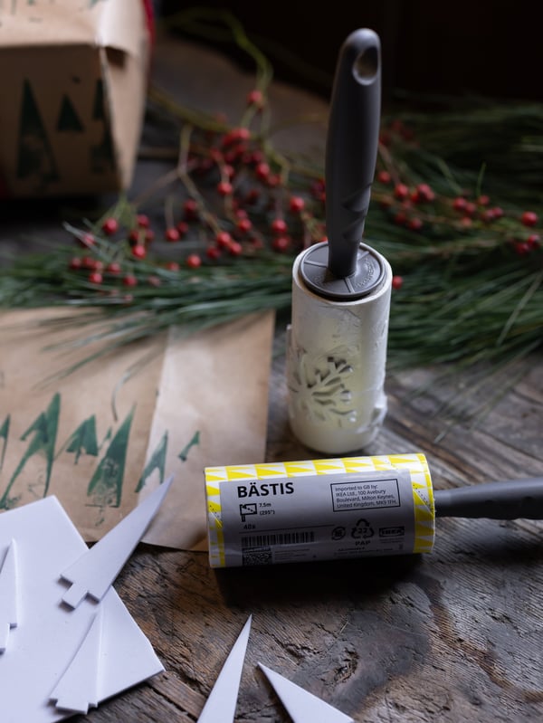 A BÄSTIS lint roller refill