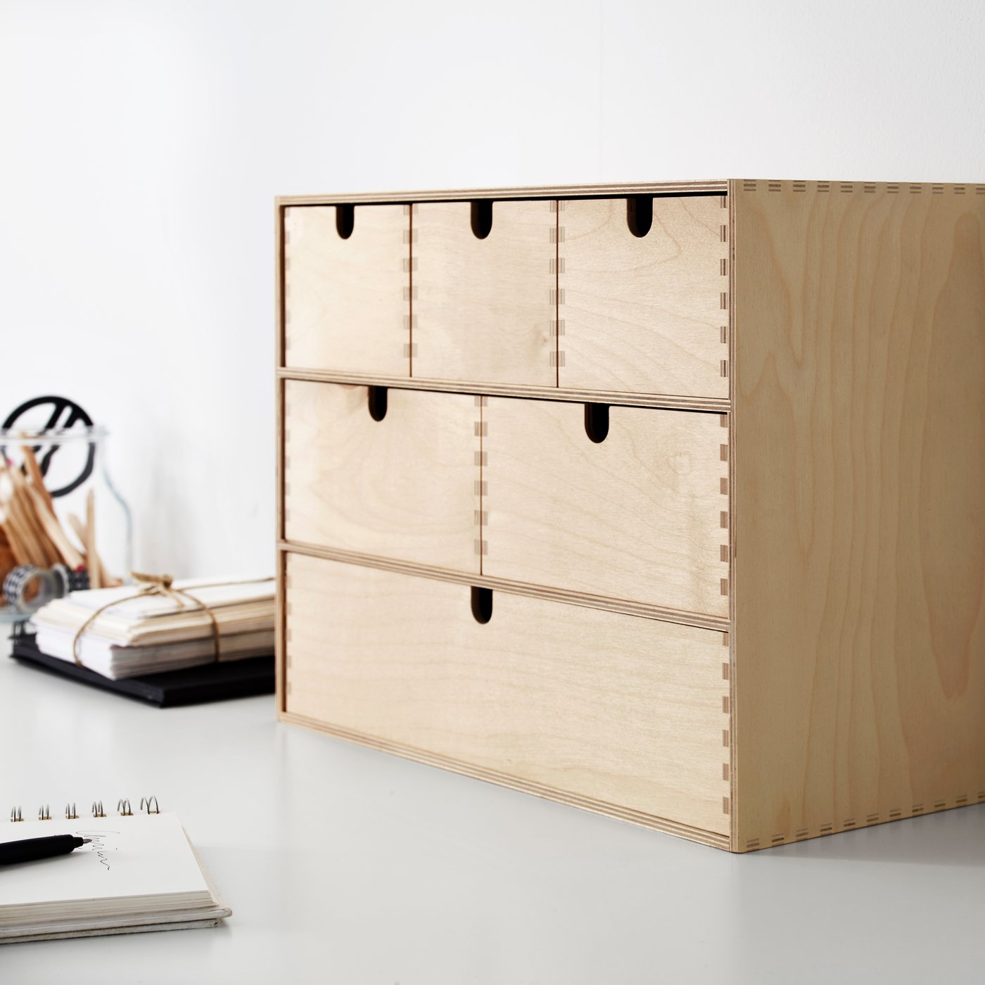 Desk organisers