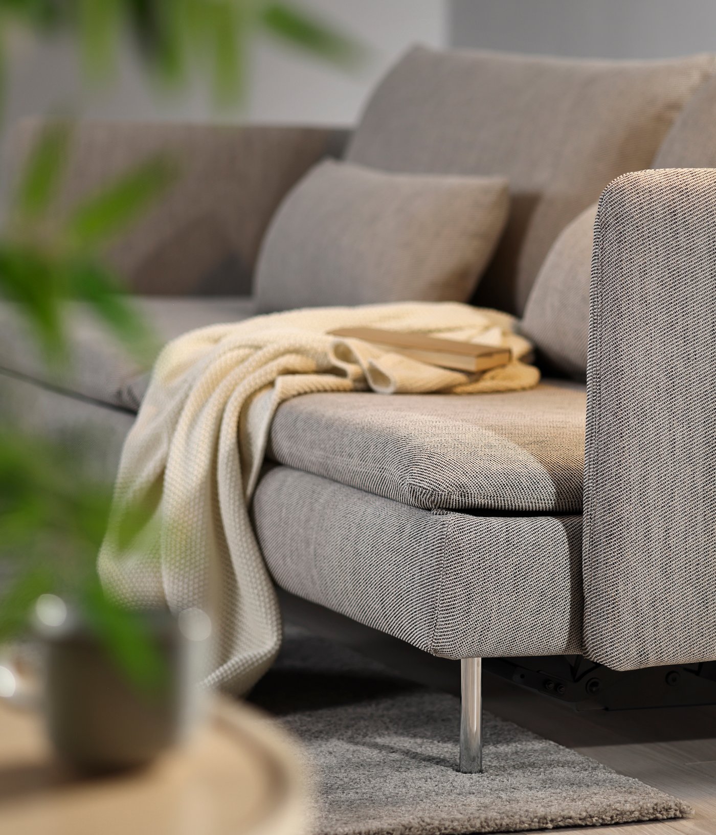 A Viarp beige/brown SÖDERHAMN 3-seat sofa in the living room