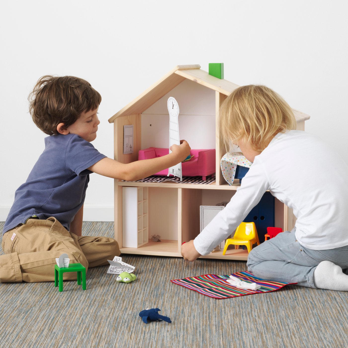 A FLISAT doll’s house/wall shelf
